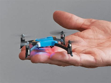 Best Micro Drone With Camera Of 2022: Top Brands Reviewed - Staaker.com