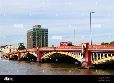 Vauxhall Bridge, London, England, UK Stock Photo - Alamy