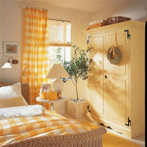 10 Steps to Create a Cottage-Style Bedroom - Decoholic | Aesthetic ...