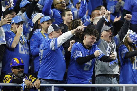 32 years of frustration for Lions fans ended with one deafening celebration in Detroit - Yahoo Sport