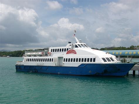 Bestand:Ferry Boat Tagbilaran.jpg - Wikipedia