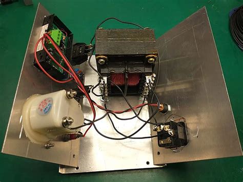 A DIY Variable AC Power Supply - Zeppelin Design Labs