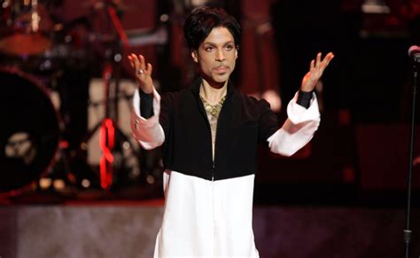 Prince's Acoustic Demo of "I Feel for You" Is Breathtaking: Listen