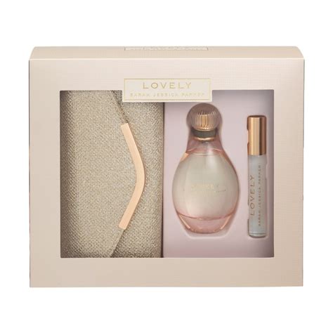 Lovely Sarah Jessica Parker Eau De Parfum 100ml, Rollerball 10ml & Gold Clutch Bag Gift Set