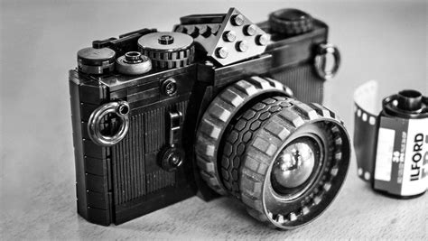 This Lego film camera set brings a classic back to life | Digital Camera World