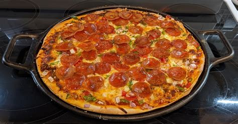 How To Make PIZZA CAST IRON PAN Recipes- Darn Good Recipes