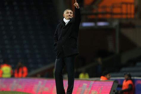 Sunderland part ways with Tony Mowbray :: playmakerstats.com