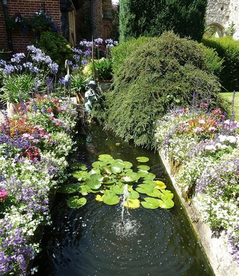 Amberley Castle - Flowers and water... © Rob Farrow :: Geograph Britain and Ireland