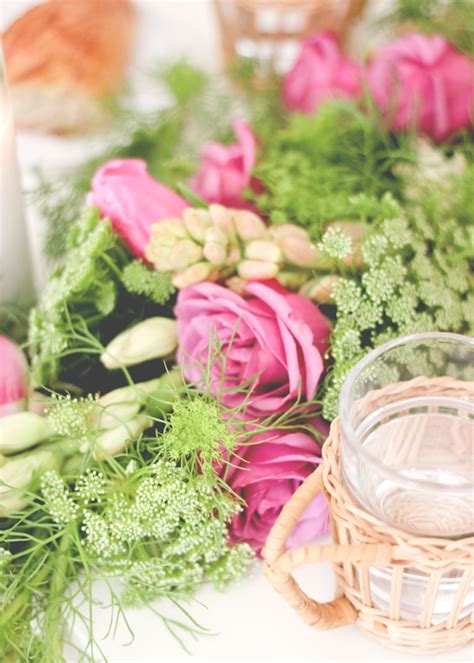 a fresh flower table runner // diy — A Fabulous Fete
