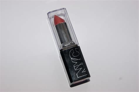 NYC Lipstick in Rose Gold - Review | The Sunday Girl