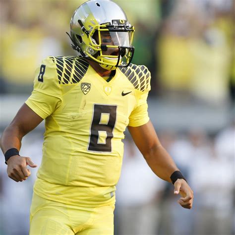 Marcus Mariota vs. Michigan State: Stats, Highlights, Twitter Reaction ...