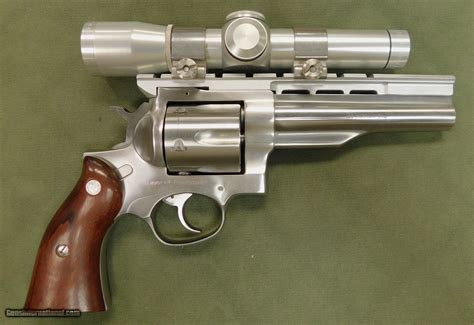 Ruger Redhawk 44 magnum w/scope