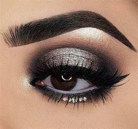 Sombras de noche | Eye makeup, Makeup, Lipstick