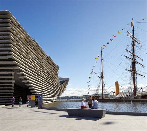 Inside Scotland’s Stunning New V&A Museum in Dundee - Galerie