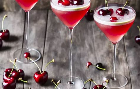 Delicious Cherry Vodka Sour Recipe