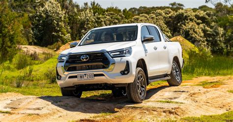 2023 Toyota HiLux SR5 review | CarExpert