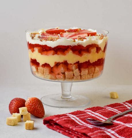 Christmas Sherry Trifle – Bling Ingredients