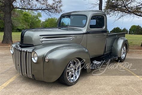 1947 FORD F-1 CUSTOM PICKUP