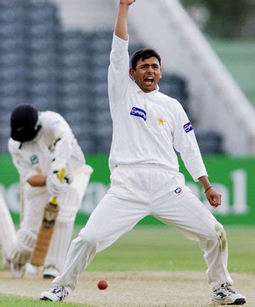 Spinner Saqlain Mushtaq defends the doosra | Stuff.co.nz