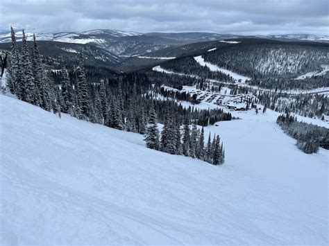 Lost Trail Powder Mountain Review - Ski North America's Top 100 Resorts