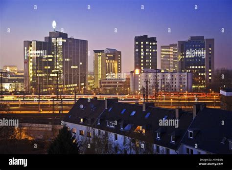 Essen skyline hi-res stock photography and images - Alamy