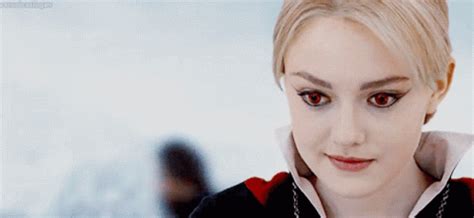 Jane Volturi GIF - Jane Volturi Twilight - Discover & Share GIFs