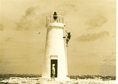 Earhart Light | Atlas Obscura