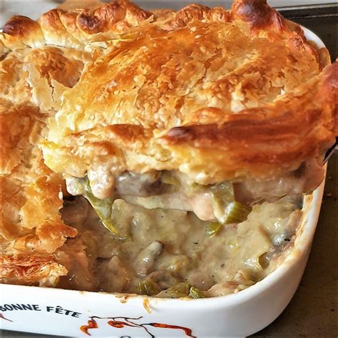 This pie is filled with chicken, leeks and mushrooms in a creamy sauce, and covered with a lid ...