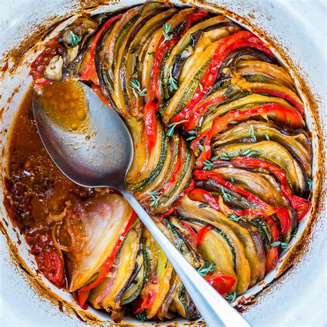 Best Slow Cooker Ratatouille Recipe For This Fall | Blondelish.com