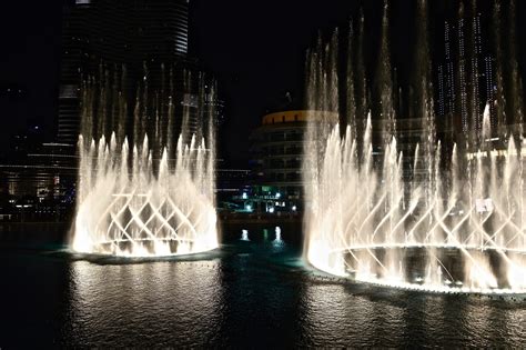 Night Fountain - Free Stock Photos | Life of Pix