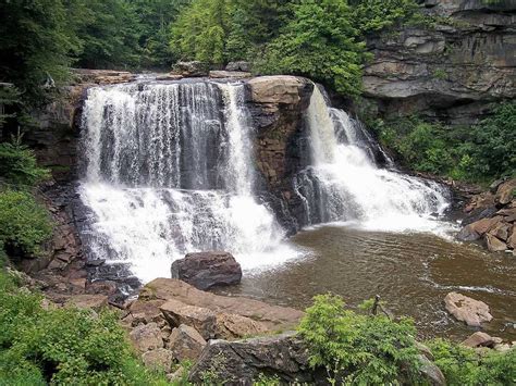 14 Beautiful Waterfalls Near Hyderabad to Visit in 2024 - Holidify