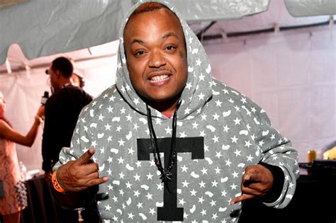 D12 rapper Bizarre suffers mini stroke