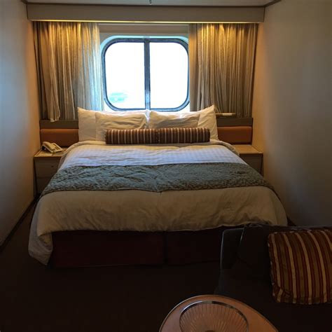 Large Oceanview Stateroom, Cabin Category SZ, Volendam