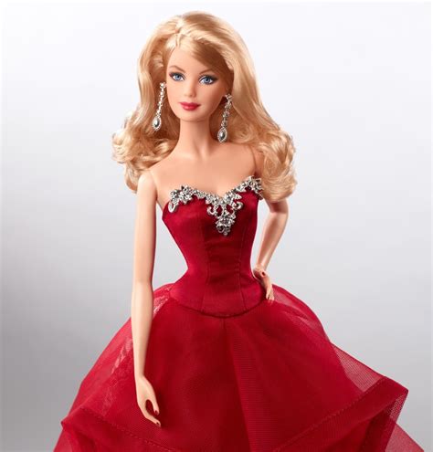 Holiday Barbie Dolls are a Beautiful Gift Tradition | Gift Menagerie