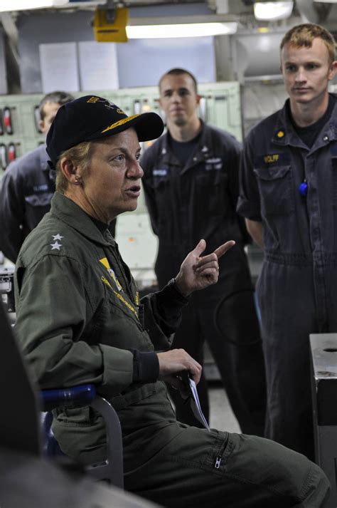 3-star to be first female fleet commander of ships