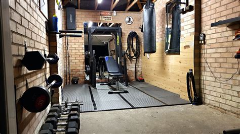 17 Amazing Garage Gym Ideas – Suburban Men