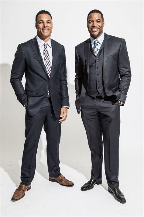 Michael Strahan tribeca | Mens fashion suits, Mens outfits, Suit style