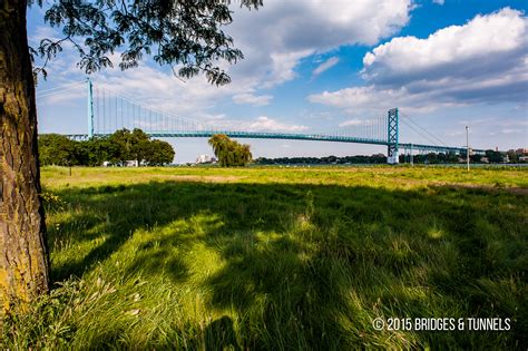 Ambassador Bridge - Bridges and Tunnels