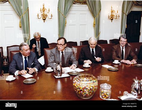 George washington cabinet hi-res stock photography and images - Alamy