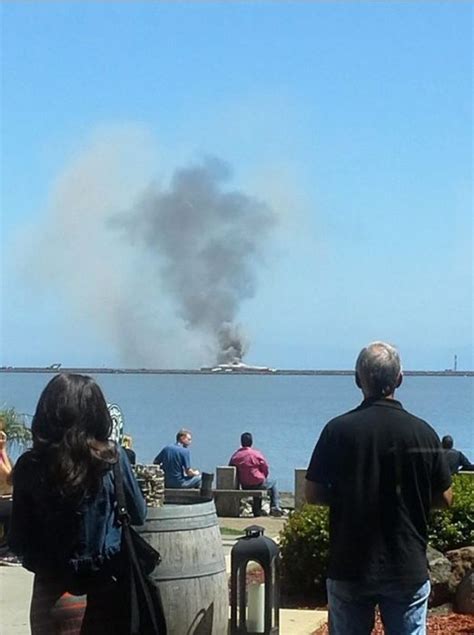 Plane Crash in San Francisco (23 pics)