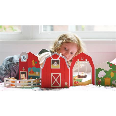 Sago Mini Portable Playset: Robin's Farm | Playscapes