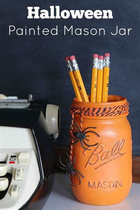 30 Best DIY Mason Jar Halloween Crafts (Ideas and Designs) for 2020