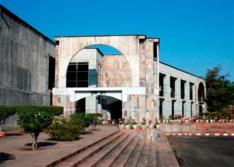 Anant Raje-Designed IIFM Bhopal Needs Urgent Restoration & Ingenious ...