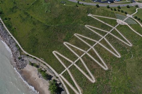 Concordia’s Huge Seawall Impacts Mequon Homes On Lake Michigan » Urban ...