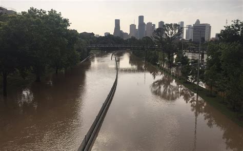 Rain Spreads Destruction in Houston, Killing Four - The New York Times