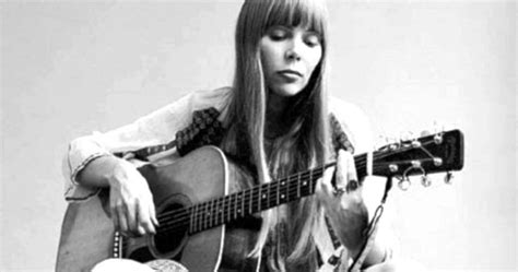 Celebrate Joni Mitchell's Birthday With These Classic Live Videos [Watch]