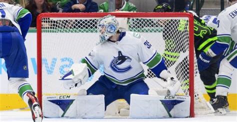 “This is crazy!“: Demko makes scorpion save during big Canucks win | Offside