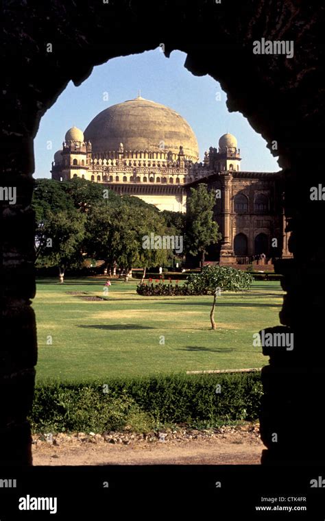 World famous Gol Gumbaz having famous whispering gallery, Bijapur, Karnataka, India, Asia Stock ...