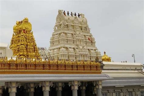 Kanchi Kamakshi Temple - Details | Timings | How To Reach | History