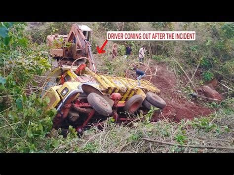 Truck Driver Shocked : Tipper Lorry Overturned & Slipped into Valley ...